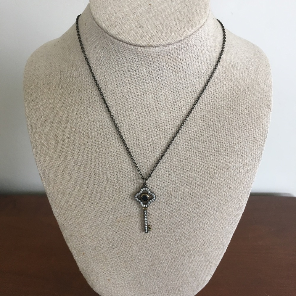 Stella & Dot Hematite Clover Key Necklace